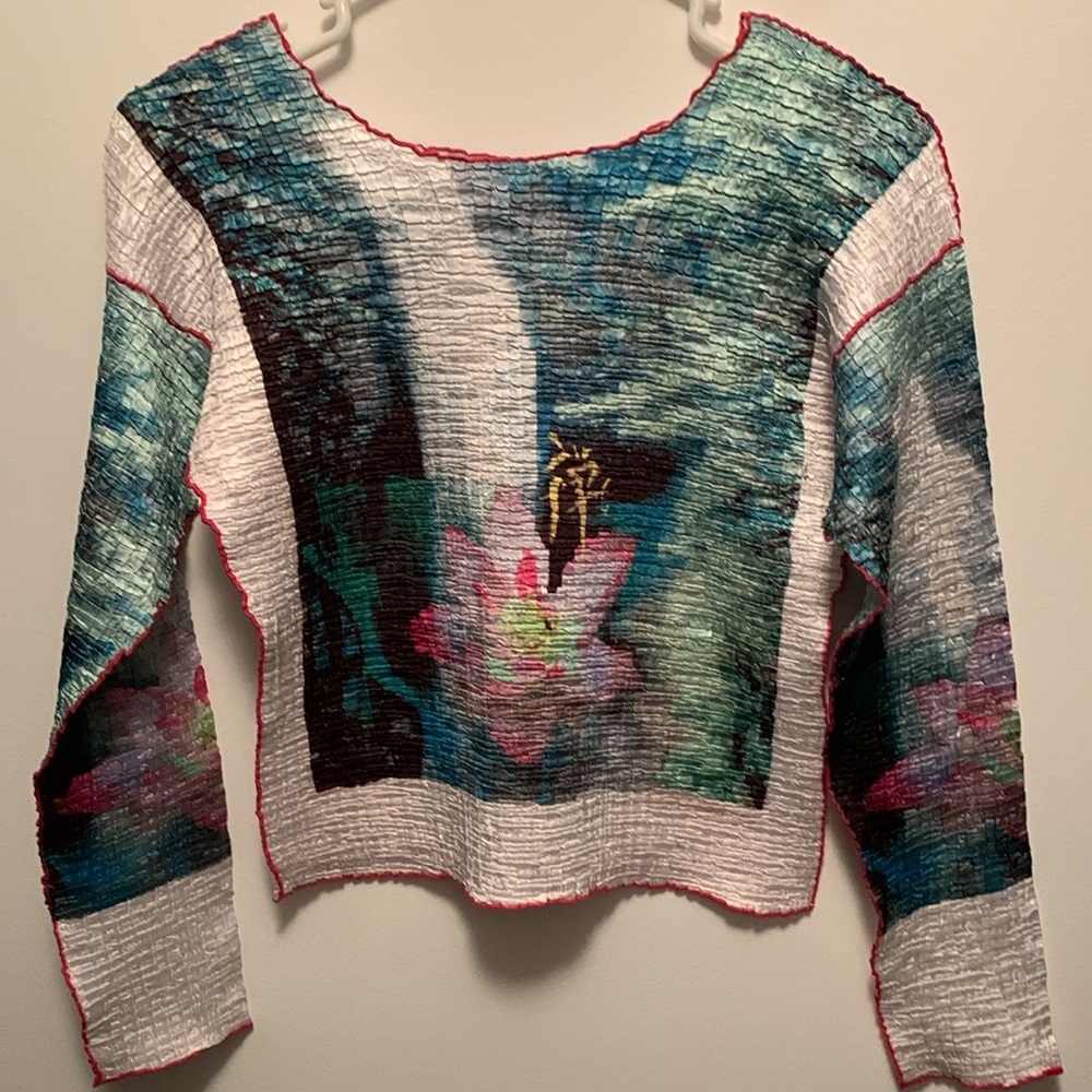 Unique Japanese inspired top.